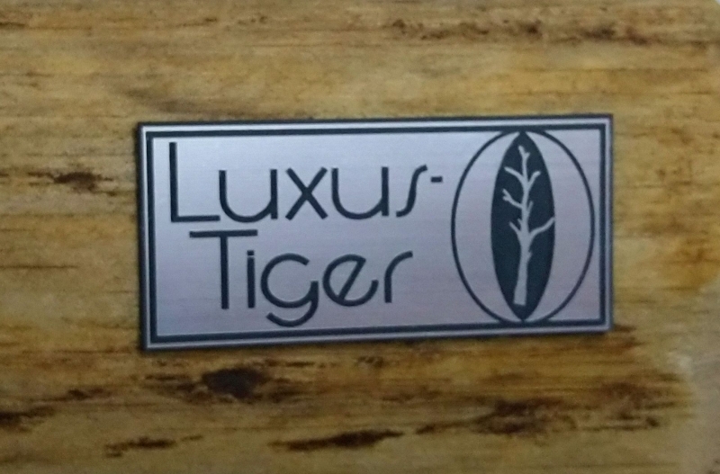 Luxus Tiger Futterbar für Katzen